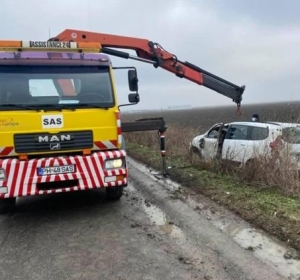 Tractari auto, utilaje si asistenta rutiera - Prahova.