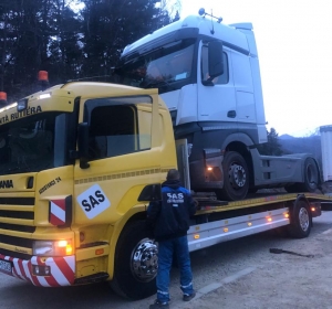 Tractari auto, utilaje si asistenta rutiera - Prahova.